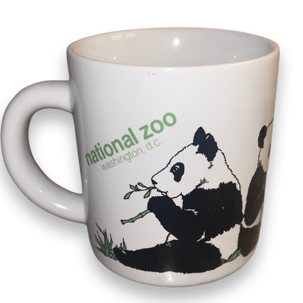 Washington DC National Zoo: Vintage Panda Bear Coffee mug: 1982: True Vintage